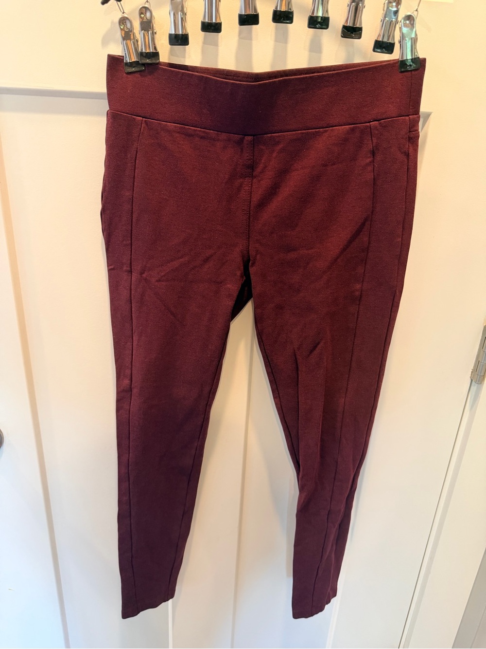 LOFT Women’s S Burgundy Ponte Skinny Pull On Stretch Pants Wine